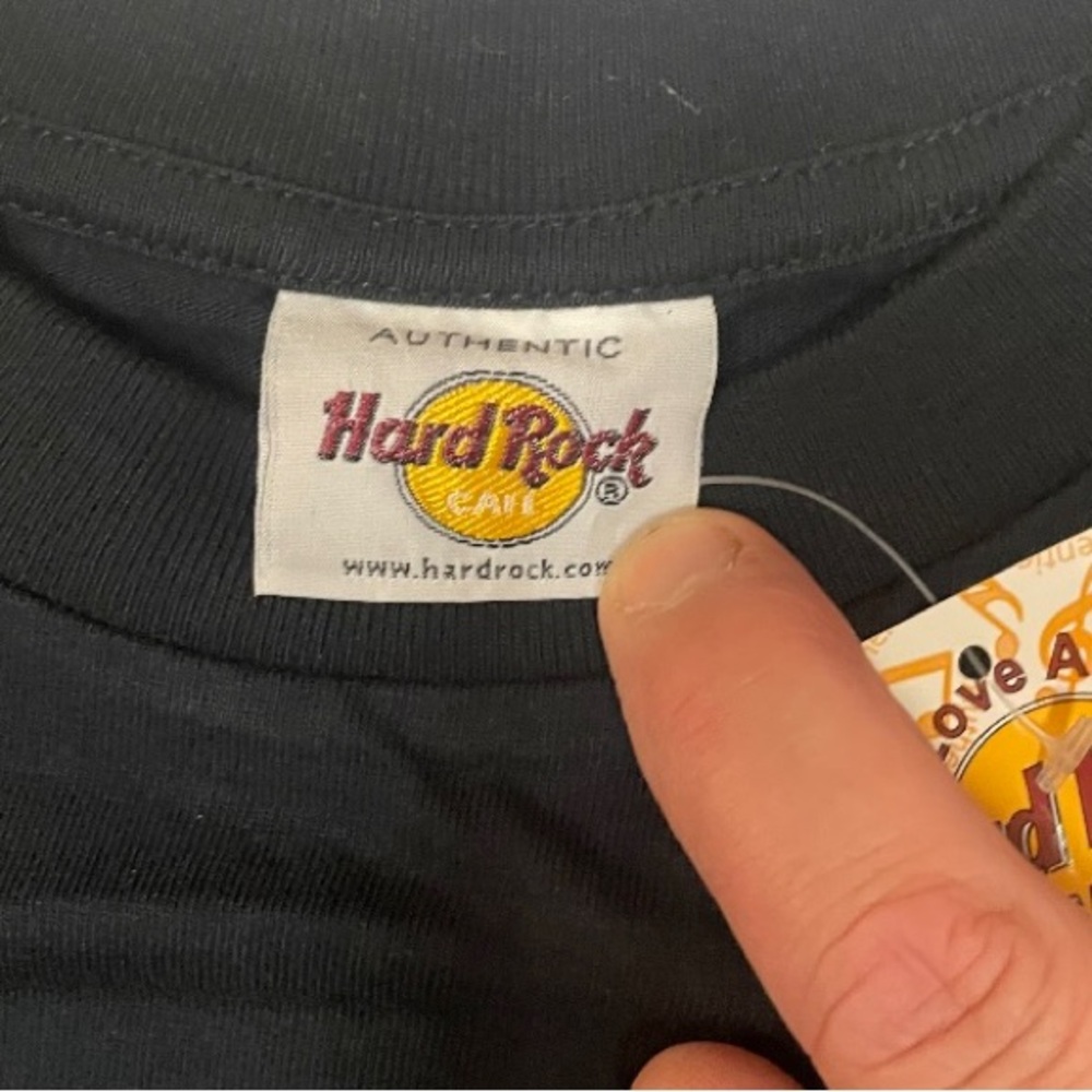 Hard Rock Cafe Black T-Shirt with Leather Logo Bangkok NWT - Picture 2 of 5